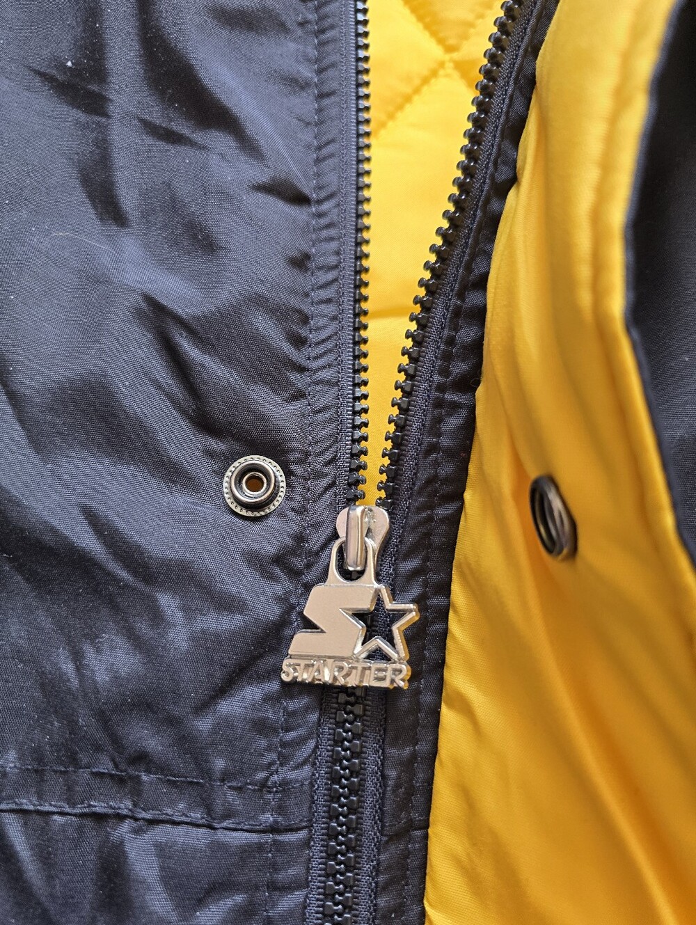 Vintage Starter NFL Pro Line Pittsburgh Steelers Hooded Puffer Jacket XL Rare - Picture 6 of 16